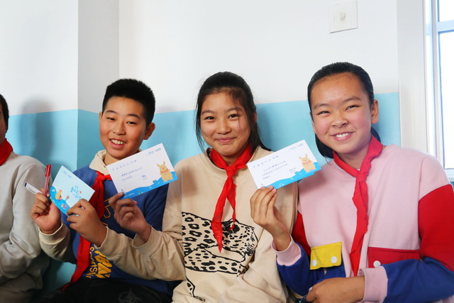 【穿越寒冬，多銅溫暖踏雪而來】多寶山銅業(yè)開展溫暖進校園活動 (1)-640.JPG